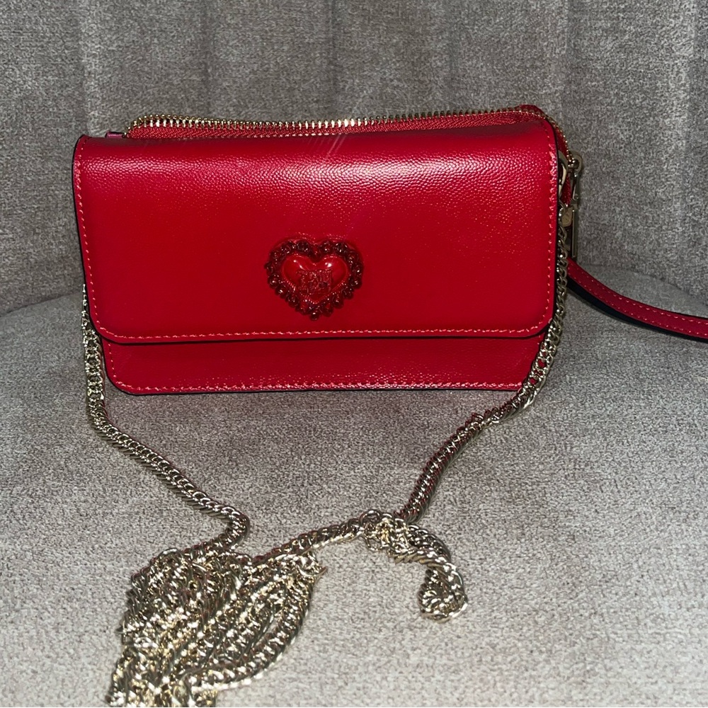 Betsey Johnson chain crossbody